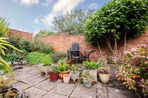 Photo 26- click for photo gallery